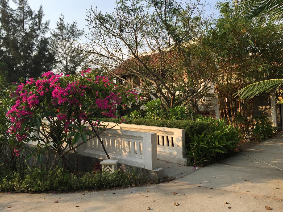 Villa Louise Hue Beach Boutique Hotel Eksteriør billede